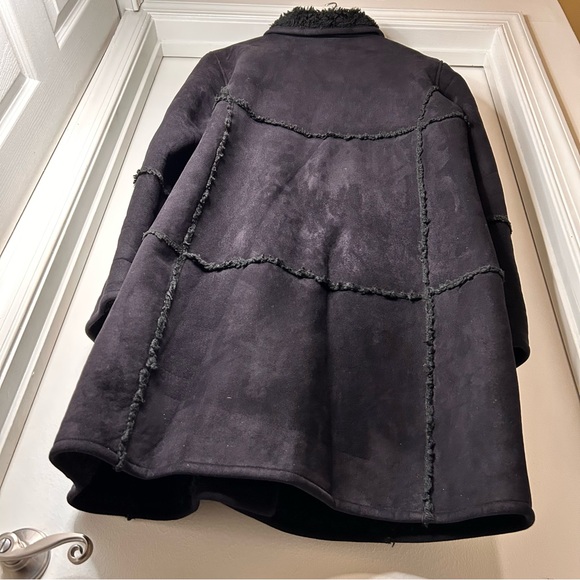 Gallery Woman Black Faux Suede Coat - Size 1X - Picture 10 of 14